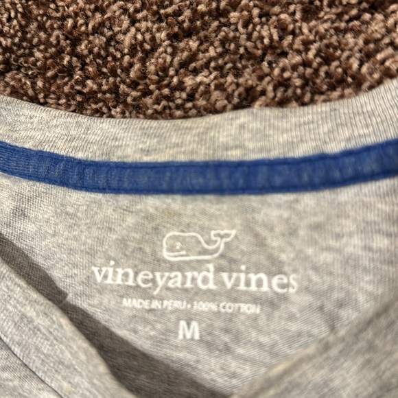 grey vineyard vines longsleeve tee - Picture 2 of 3